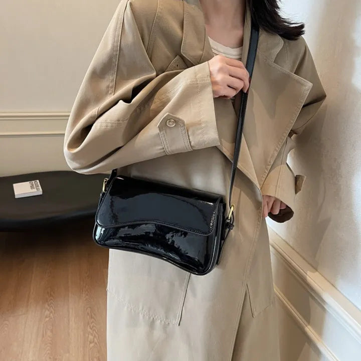 Carla Motti - Bolsa Premium