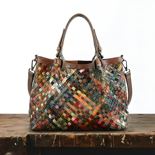 El encanto ecléctico de Laura | Bolsa tote de piel con patchwork